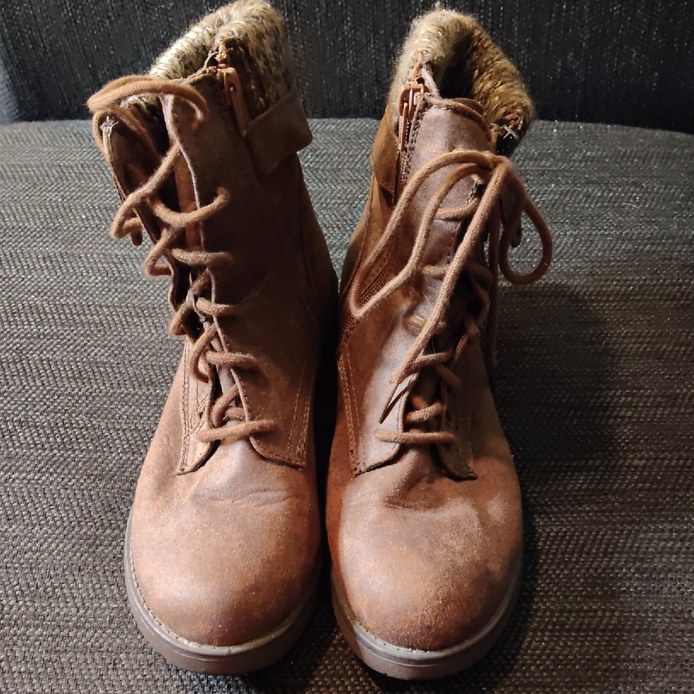 Faded Glory Brown Lace-Up Boots